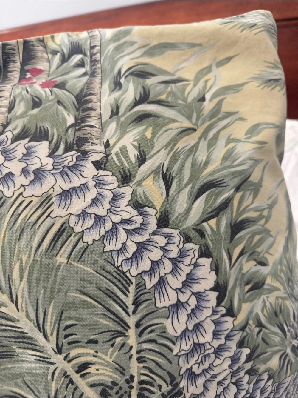 Tommy Bahama set of 3 Decorative Tropical Palm Euro sham cover in Yellow.